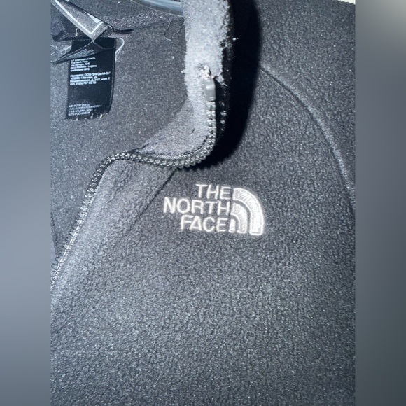 The North Face Womens Black Fleece Full Zip Jacket Size Medium M - Picture 3 of 4